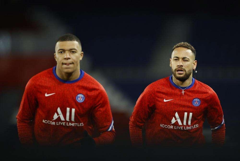 Neymar: "Voglio restare al PSG, spero con Mbappè"