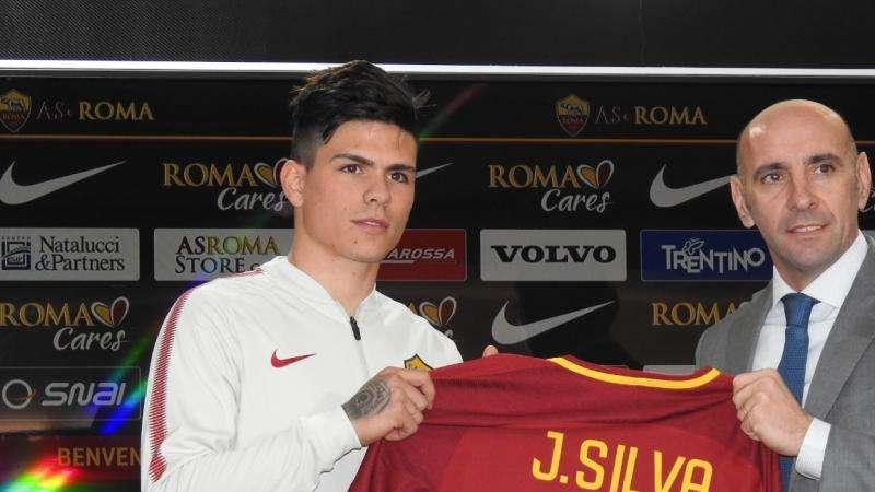 LA VOCE DELLA SERA - Monchi: "Mercato normale, nei prossimi mesi farò meglio". Silva: "Non so quando sarò a disposizione". Trigoria, gruppo diviso in due