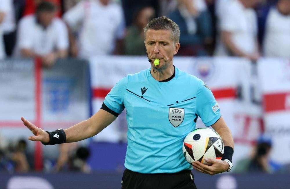 Orsato ha ufficializzato le dimissioni da arbitro