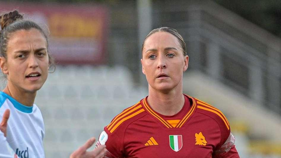 Roma Femminile, Troelsgaard: "Laudrup il mio idolo di infanzia. Il mio primo ricordo legato al calcio? Quando avevo 6 anni e ho iniziato ad allenarmi con i maschi". VIDEO!