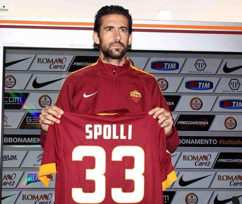 LA VOCE DELLA SERA - Trigoria, differenziato per De Rossi e Castan. Spolli: "Felice di essere qui". Ibarbo out un mese e mezzo
