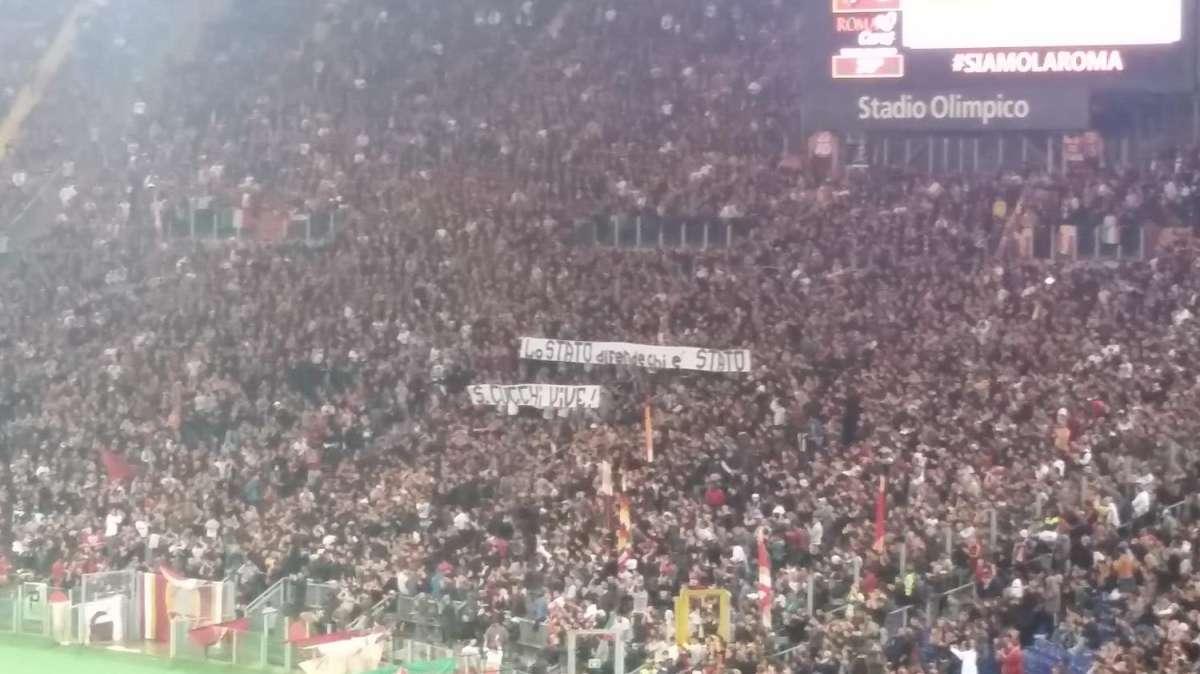 Striscione in Sud per Stefano Cucchi. FOTO!
