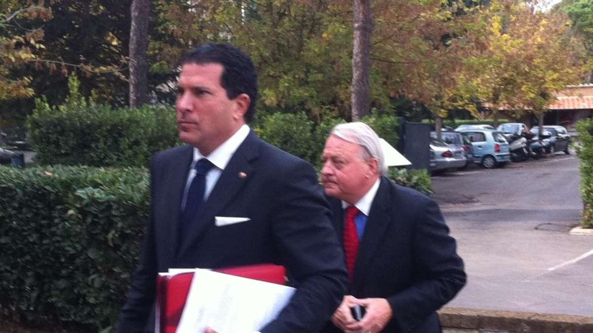 Assemblea degli Azionisti - Ore 19:56 DiBenedetto ufficialmente Presidente: "Onorato di diventare presidente". FOTO!