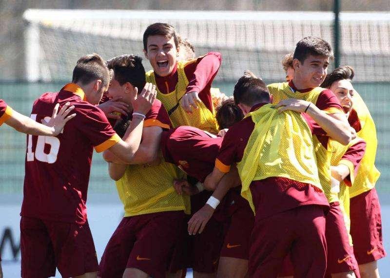 PAGELLE AS ROMA vs SS LAZIO 2-1 - De Angelis geniale! Menon e Sdaigui decisivi