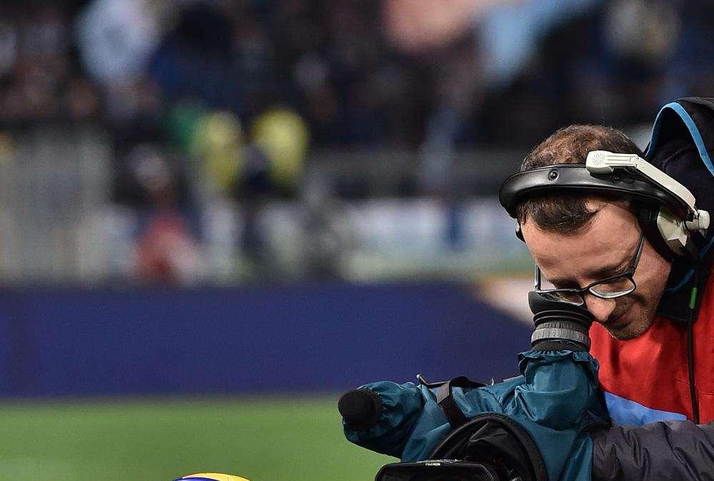 Diritti TV, l'offerta di DAZN è più alta di quella di SKY