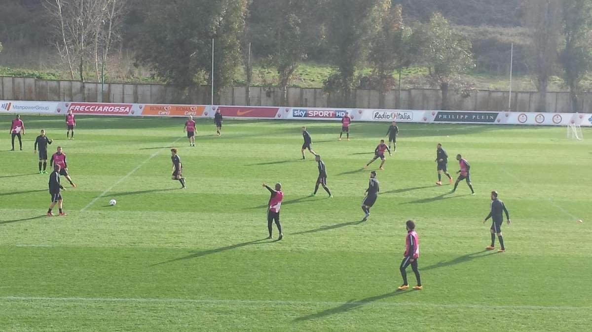 ALBUFEIRA - Grandi sorrisi nella seduta odierna. Lavoro di scarico, esercizi con gli ostacoli e partitella finale