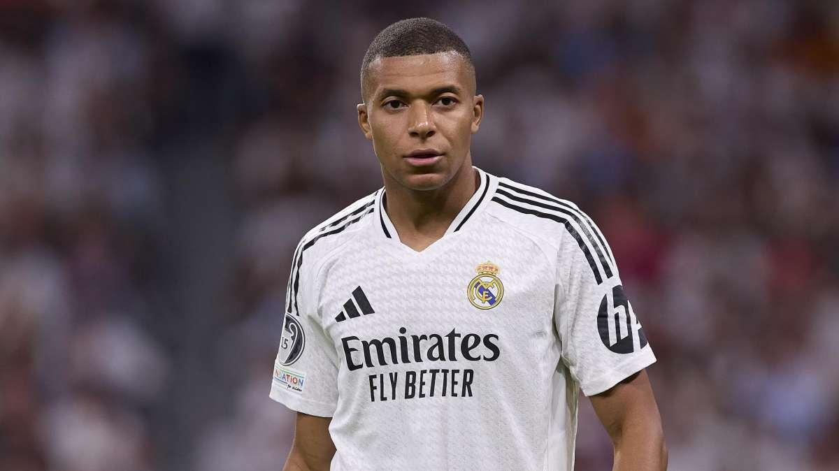 Mbappé, causa al PSG per 55 milioni di euro, decisione il 25 ottobre 