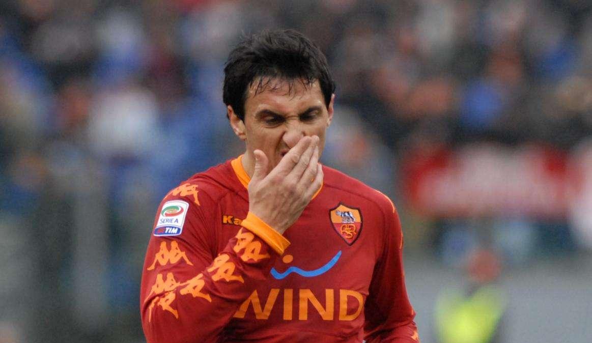 Burdisso: "Pastore o Higuain? Tutti vorrebbero giocare nella Roma"
