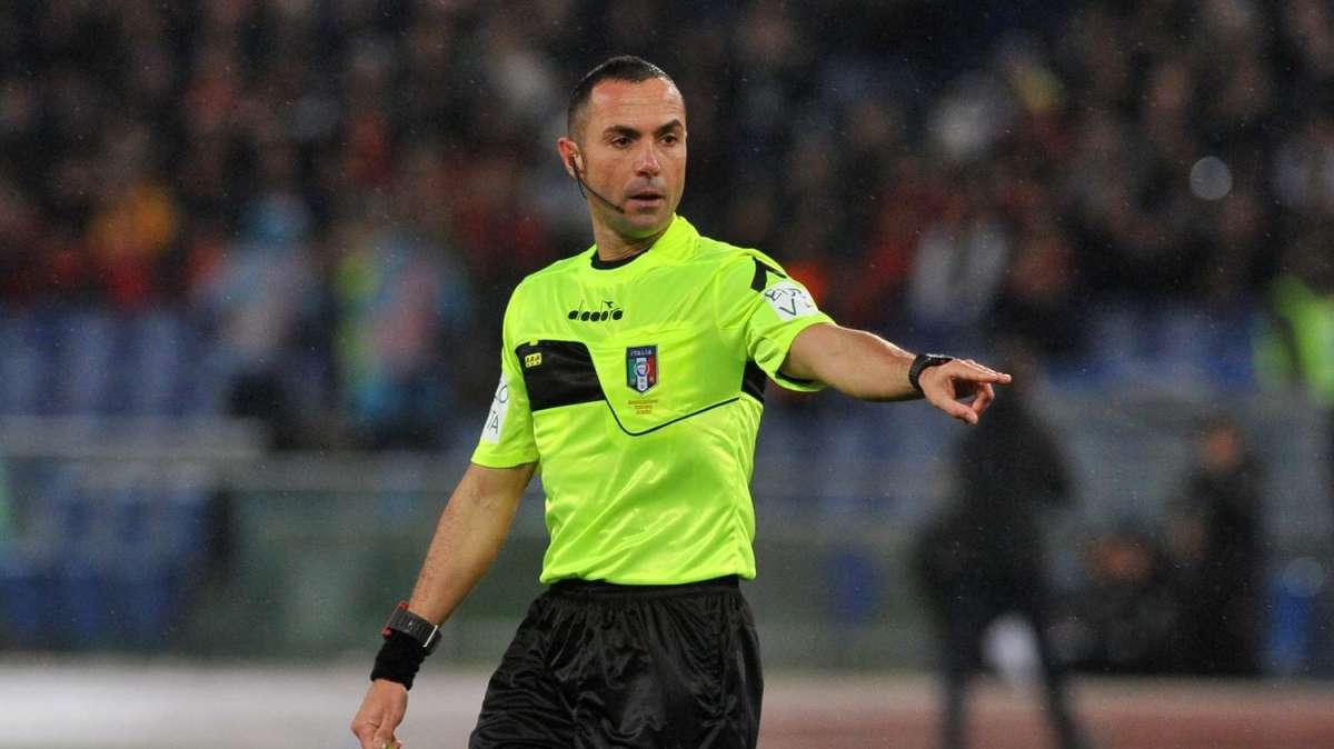 Roma-Udinese 0-2 - La moviola: corretto il rosso a Perotti. Manca un giallo a De Paul