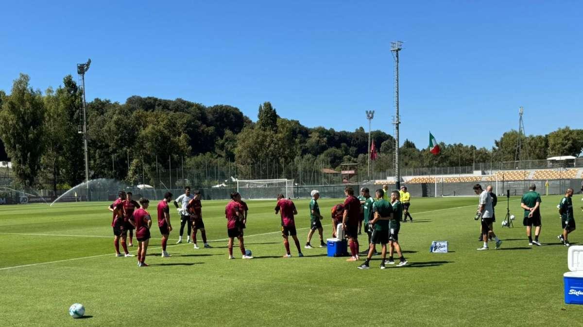 La squadra ha dormito a Trigoria: ripresa questa mattina 