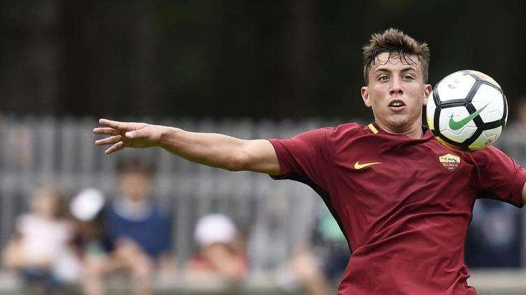 Luca Pellegrini: "Un anno non facile, ringrazio tutti per il rinnovo. Cerco di rubare l'esperienza da Kolarov"