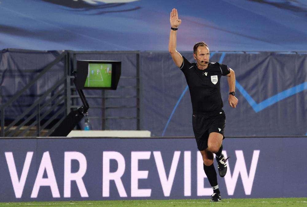 Italia-Inghilterra, arbitra il serbo Jovanovic 