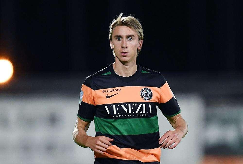 Venezia, tre settimane di stop per Johnsen: out contro la Roma