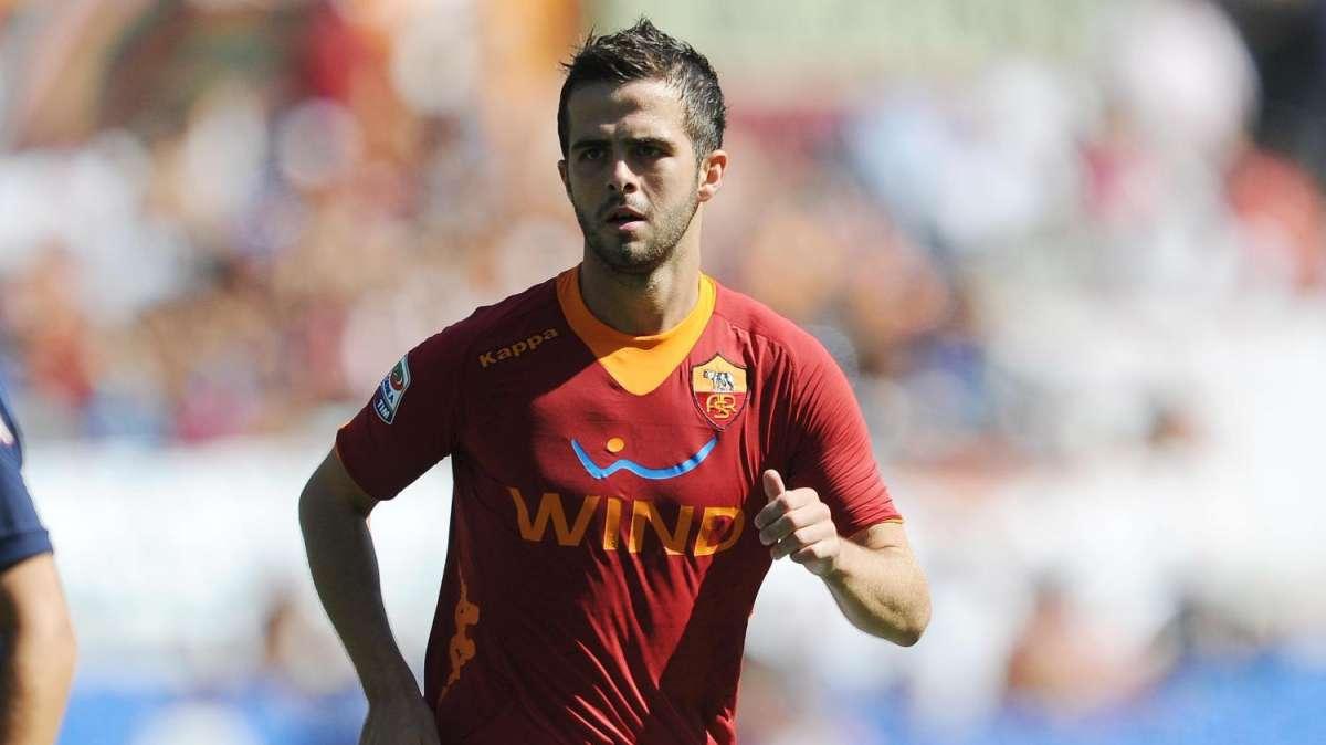 Domani alle 12.30 conferenza di Pjanic