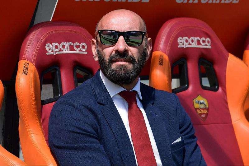 Monchi rivoluziona la Roma: pronti un taglio degli stipendi e l'arrivo di due big