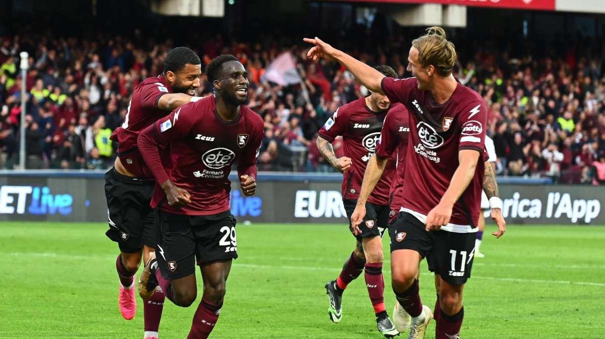 Salernitana-Fiorentina 3-3 - Spettacolo all'Arechi. HIGHLIGHTS!