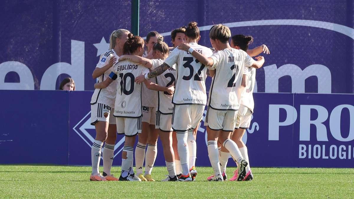 Roma Femminile, la gioia al termine della vittoria contro il Como: "Noi siamo la Roma". VIDEO!