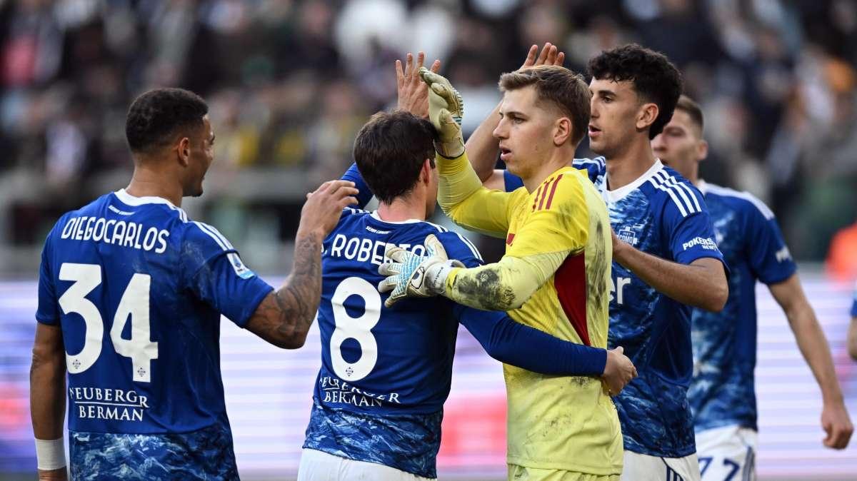 Como-Roma - I convocati di Fabregas: ci sono Perrone e Diao