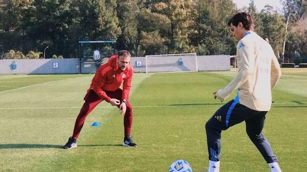Dybala prosegue il recupero dall'infortunio insieme a Paredes. FOTO!