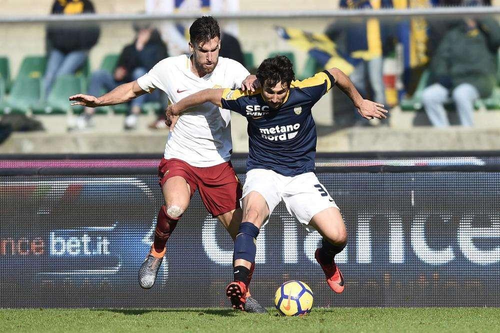 Strootman: "Avremmo potuto chiudere la partita nel primo tempo. Ho sbagliato un'occasione incredibile. Giochiamo male a prescindere dal modulo"