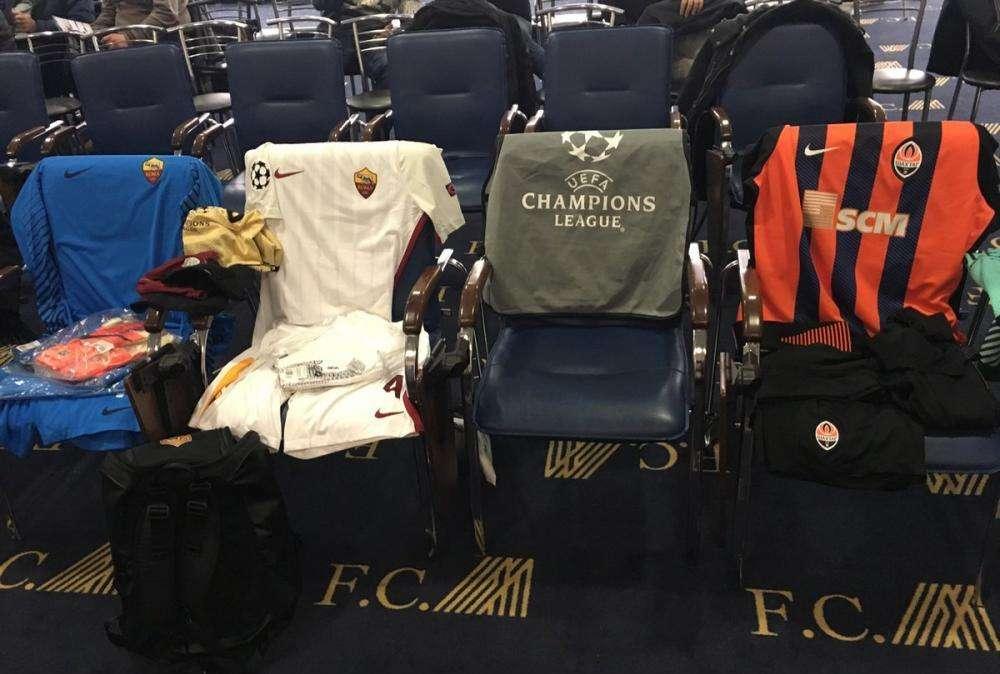 Shakhtar Donetsk-Roma, i kit gara: si gioca con la maglia bianca. FOTO!