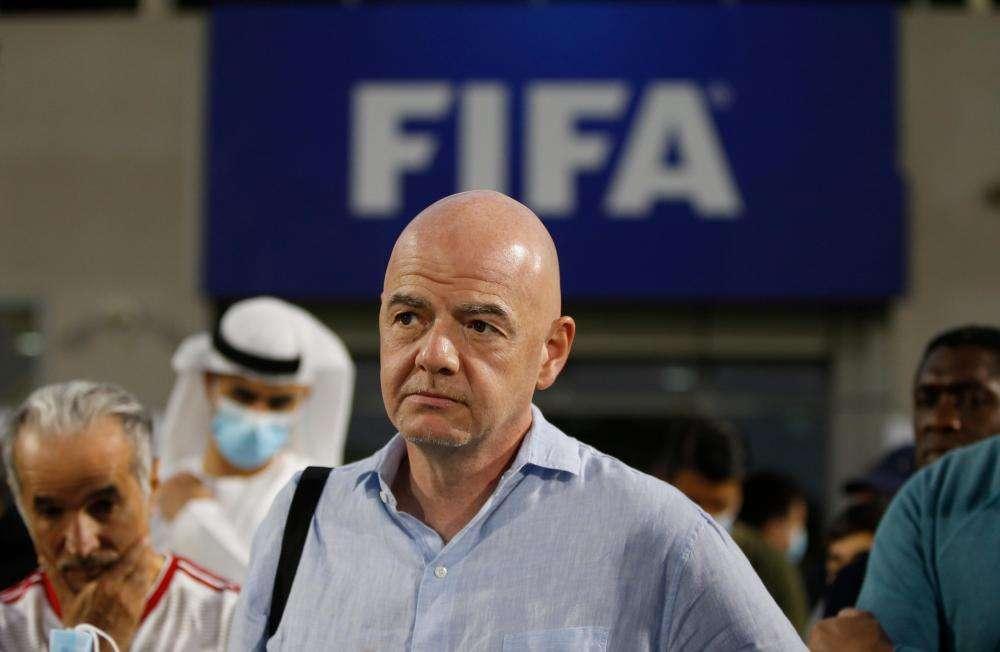 Qatar 2022, Infantino: "Stadi pieni ma con misure anti Covid"