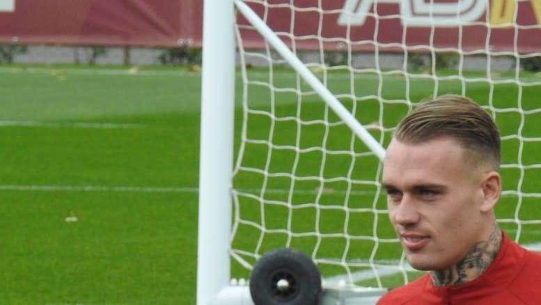 Lecce-Roma, Karsdorp ancora non convocato: non è partito con la squadra