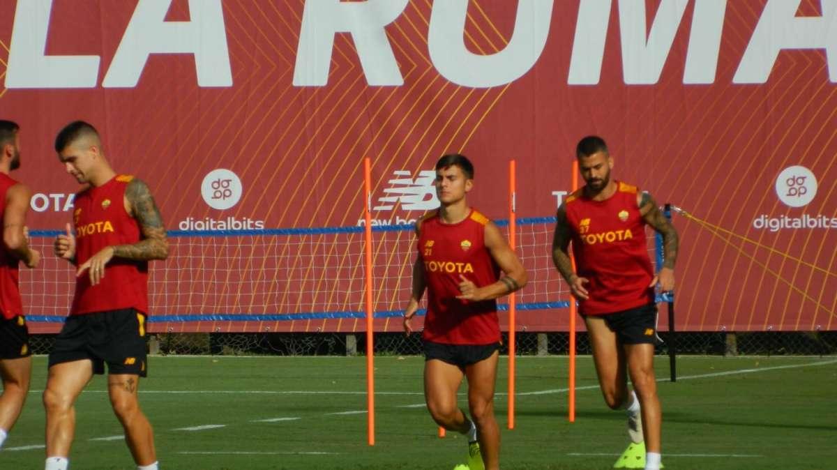 TRIGORIA - Squadra divisa in due gruppi. Presente Karsdorp, out Zalewski. FOTO! VIDEO!