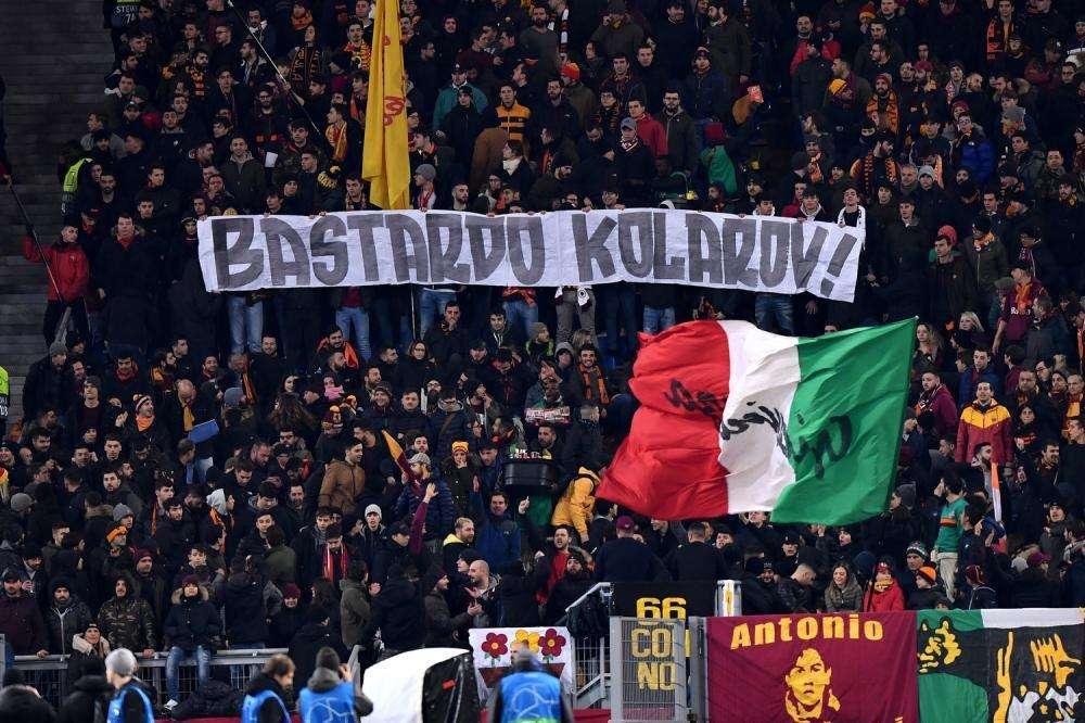 Striscione della Curva Sud contro Kolarov. FOTO!