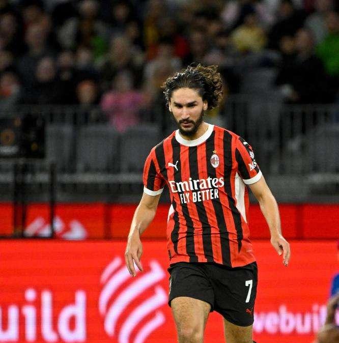 Fiorentina, Adli: "Qui c'è un progetto per vincere"