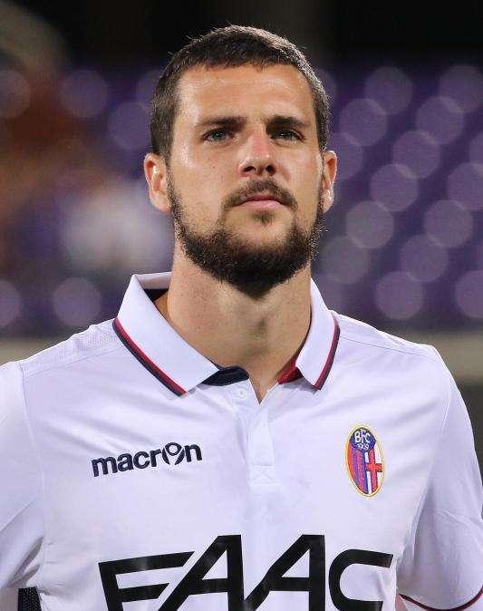 Allenamento mattutino per il Bologna. Ancora out Destro