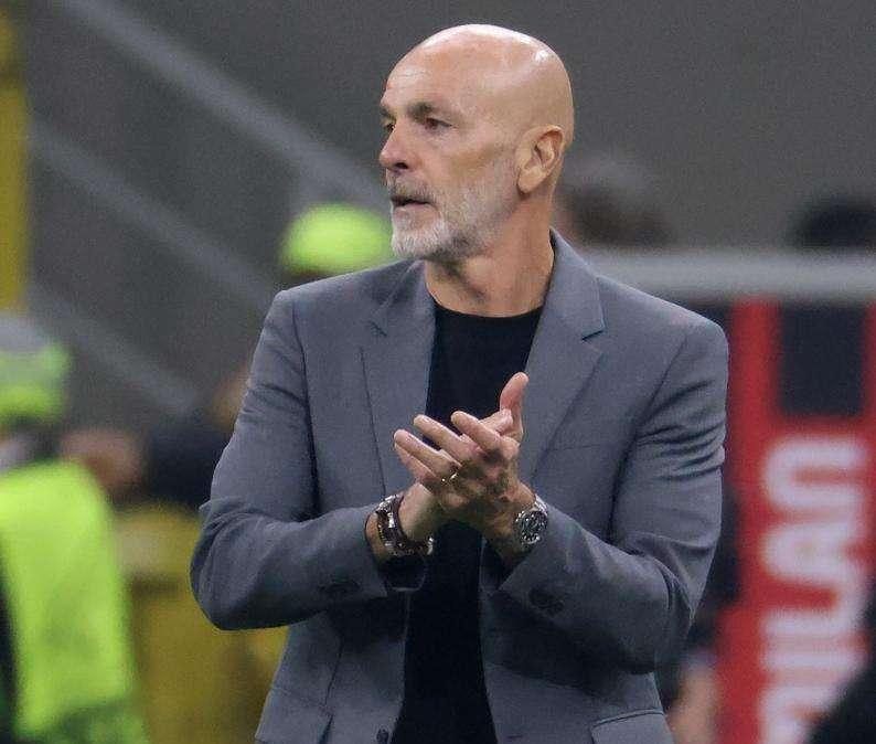 Milan, Pioli vince il "Gentleman allenatore Gigi Simoni 2021/2022"