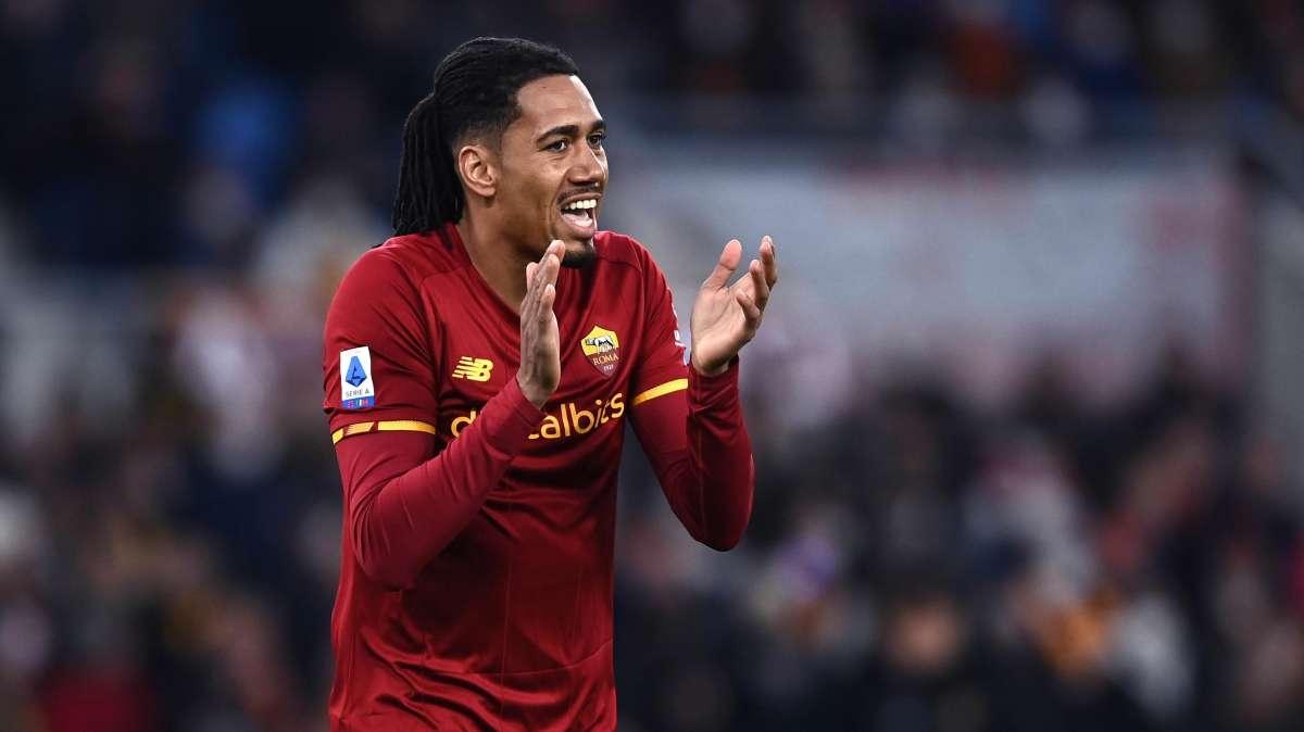 Si lavora al prolungamento di contratto di Smalling