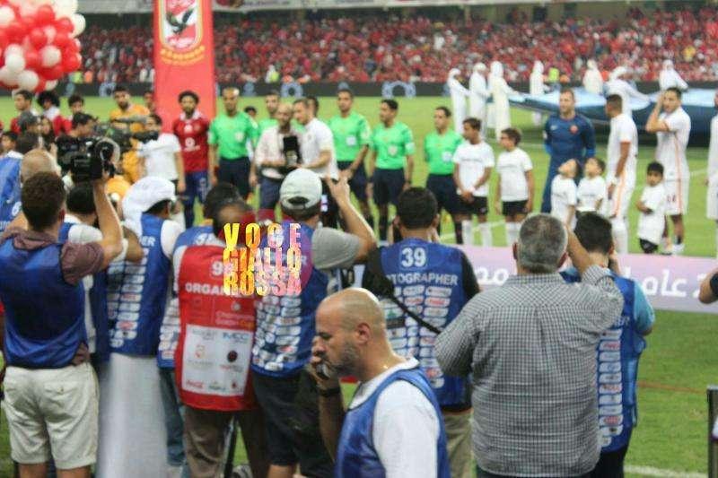 Al Ahly-Roma, premiato Totti. FOTO!