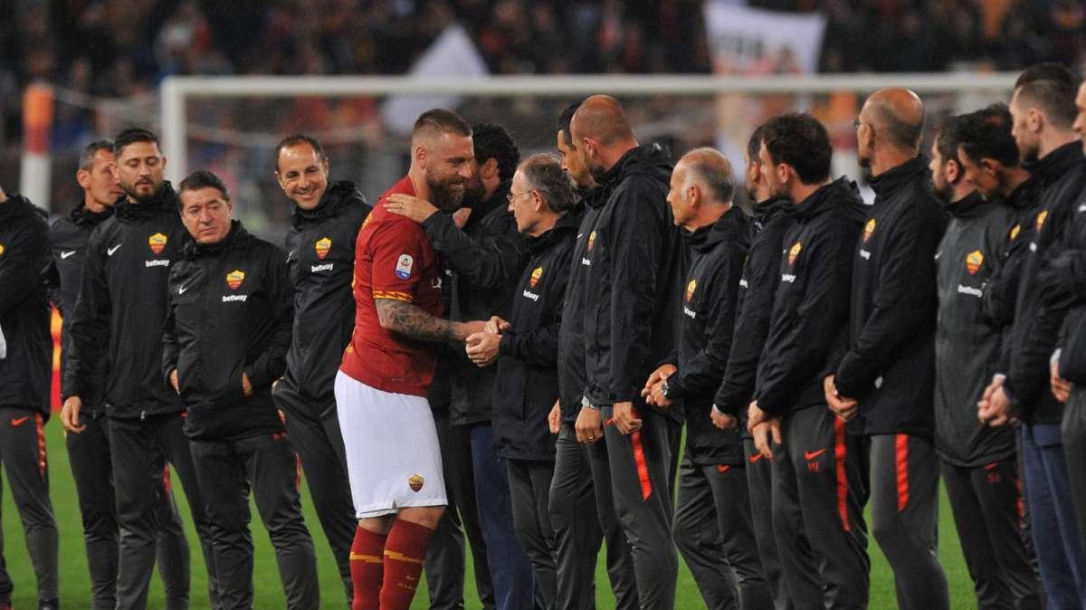 Accadde oggi - De Rossi: "Il mio vero ritiro è stato l'ultimo giorno a Trigoria, è stato devastante". La Roma travolge il Benevento 