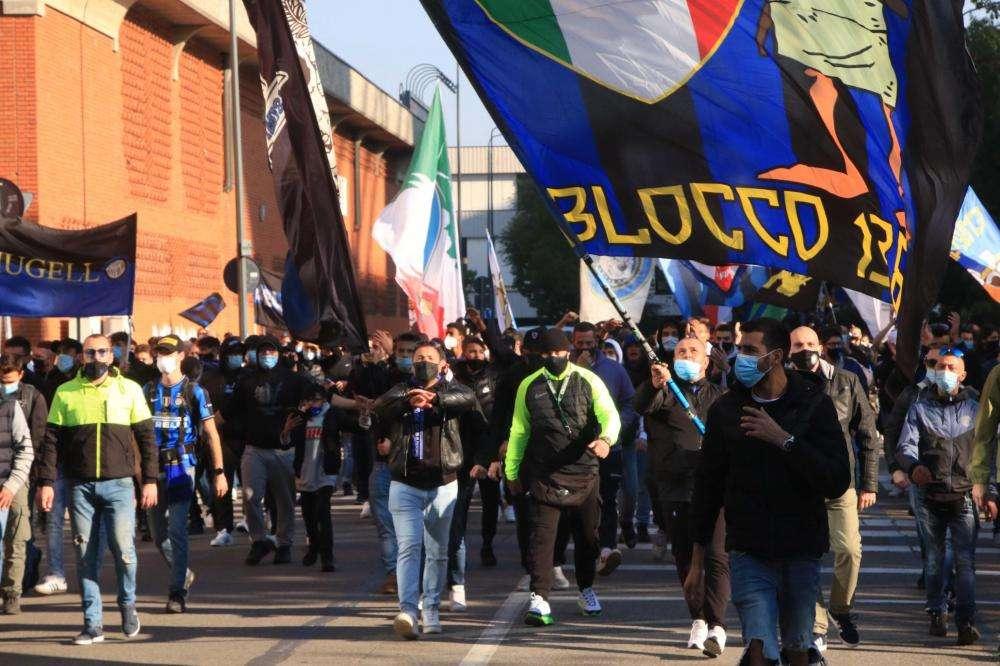 Inter-Napoli, vietata la vendita dei biglietti ai residenti in Campania