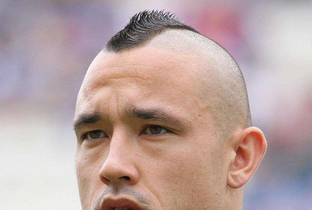 Napoli, Bigon: "Nainggolan ci interessa, possibile un'asta"