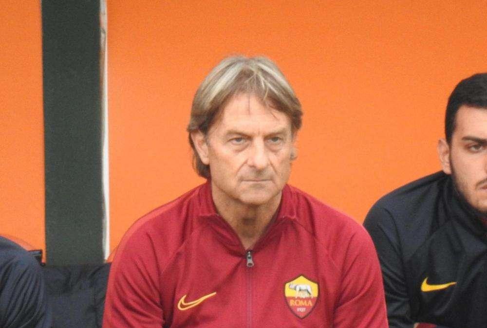Primavera, De Rossi: "Vedere i ragazzi giocare con questa voglia e personalità è una gioia. Tutti si sentono parte di un gruppo"