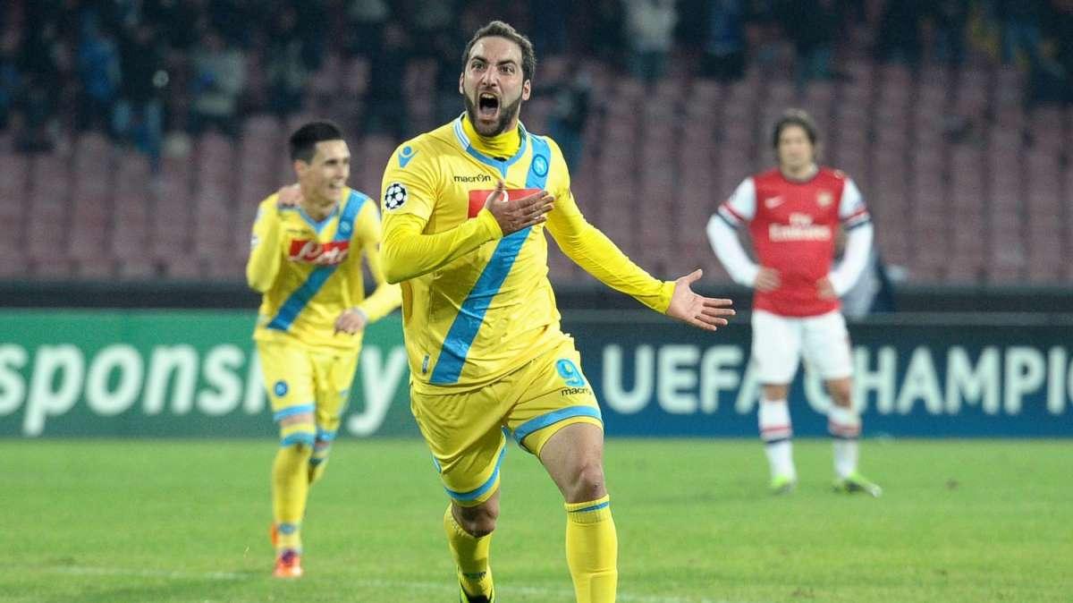 Napoli, Higuain: "Pensiamo all'Atalanta poi alla Roma"