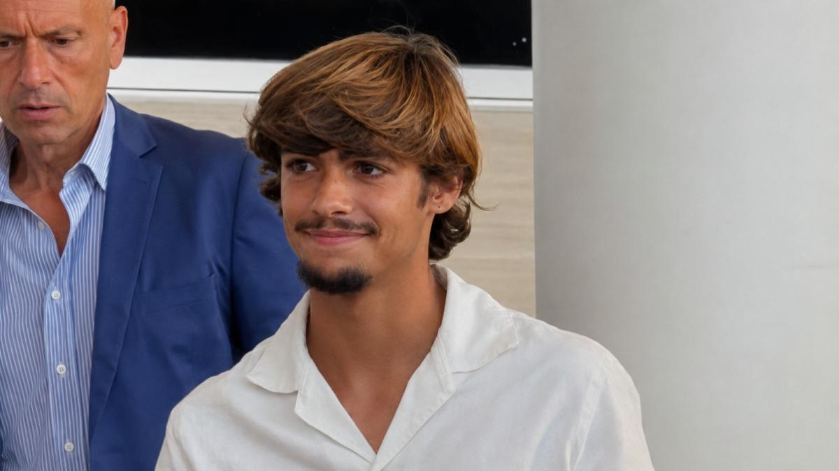 Calciomercato Roma - Mora è atterrato a Ciampino: presenti 400 tifosi! FOTO! VIDEO!