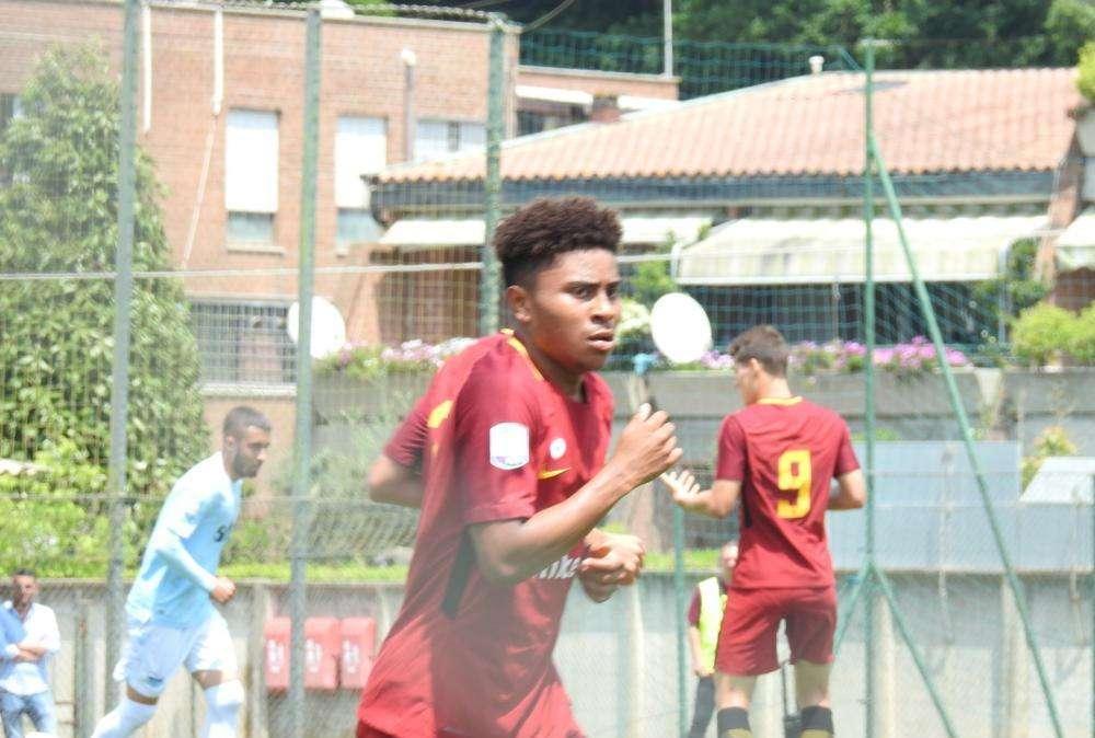 Primavera, Besuijen: "Ho un grande rapporto con Kluivert. Se Fonseca mi chiamerà non dirò di no"