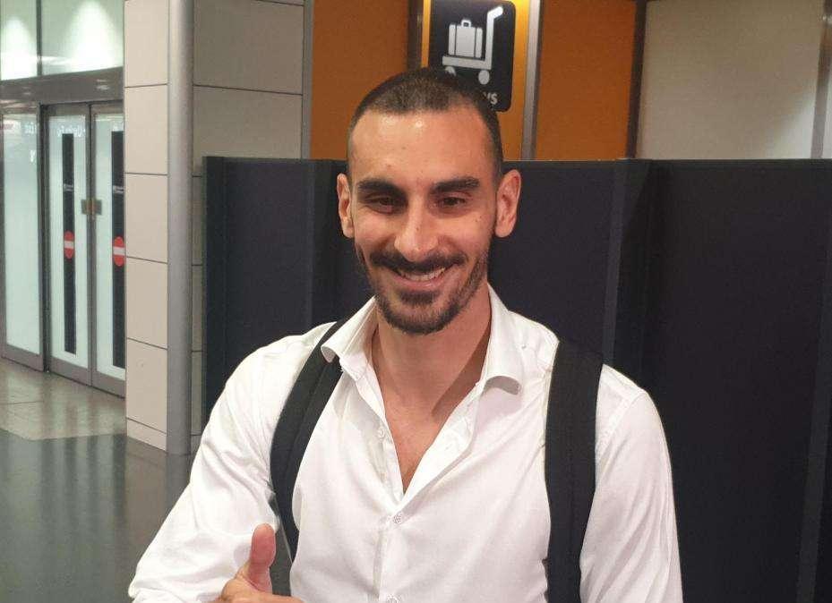 FIUMICINO - Davide Zappacosta è atterrato a Roma. "Molto emozionato per il ritorno in Italia". FOTO! VIDEO!