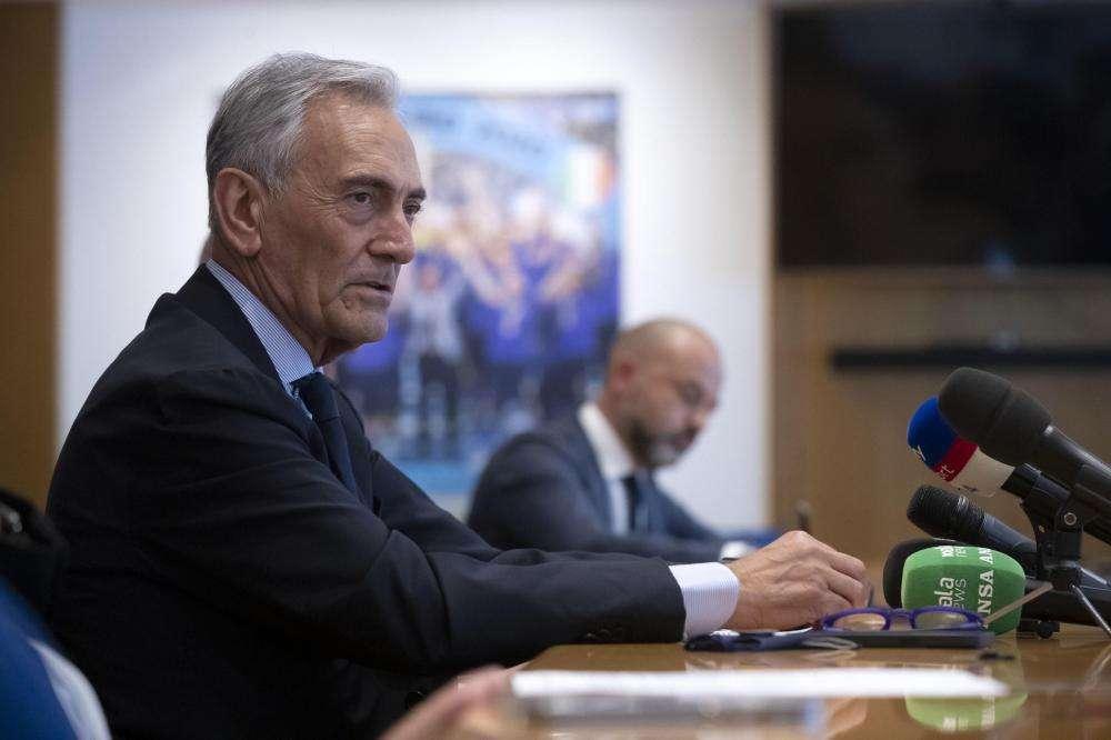 Gravina: "Razzismo merita Daspo a vita"