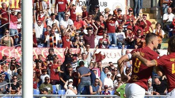 I numeri di... Roma-Cagliari 1-1 - Smalling e Mancini dominano, ma la Roma ha perso la via del gol
