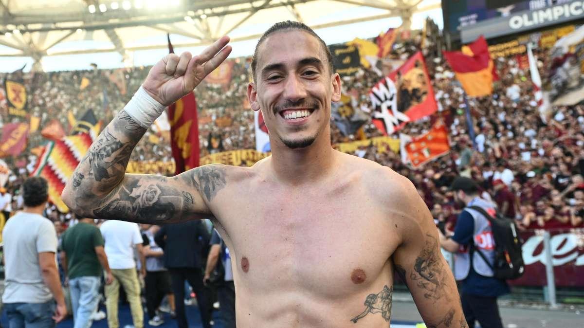 Tsimikas sui social: "Daje Roma"