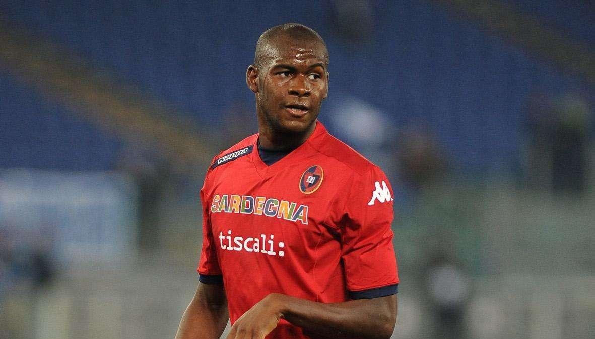 COMUNICATO AS ROMA - Preso Ibarbo in prestito a 2,5 milioni, diritto di riscatto fissato a 12,5