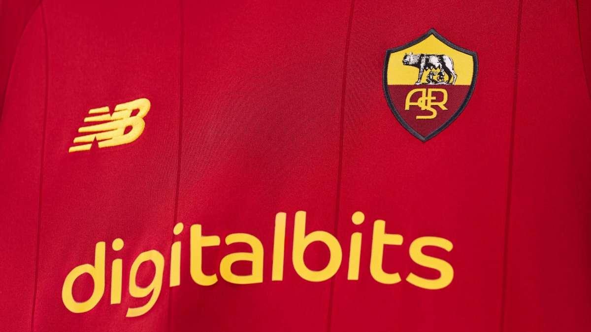 Nel derby torna il vecchio stemma. FOTO!