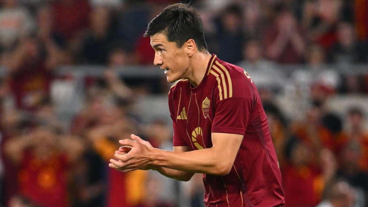La particolare stagione di Shomurodov, bomber dalla valigia sempre pronta 