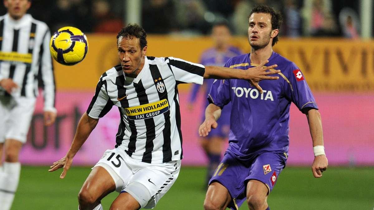 Zebina rescinde il contratto dalla Juventus