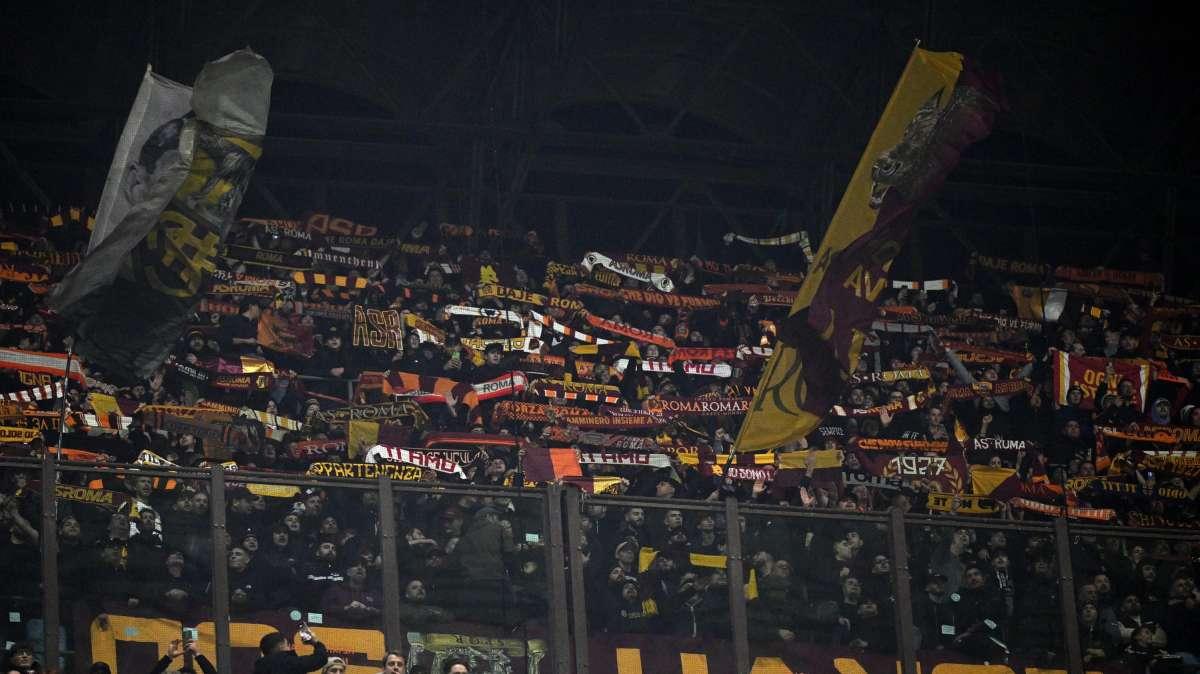 Rangers-Roma - Tensione nel post partita: arrestati e poi rilasciati due romanisti